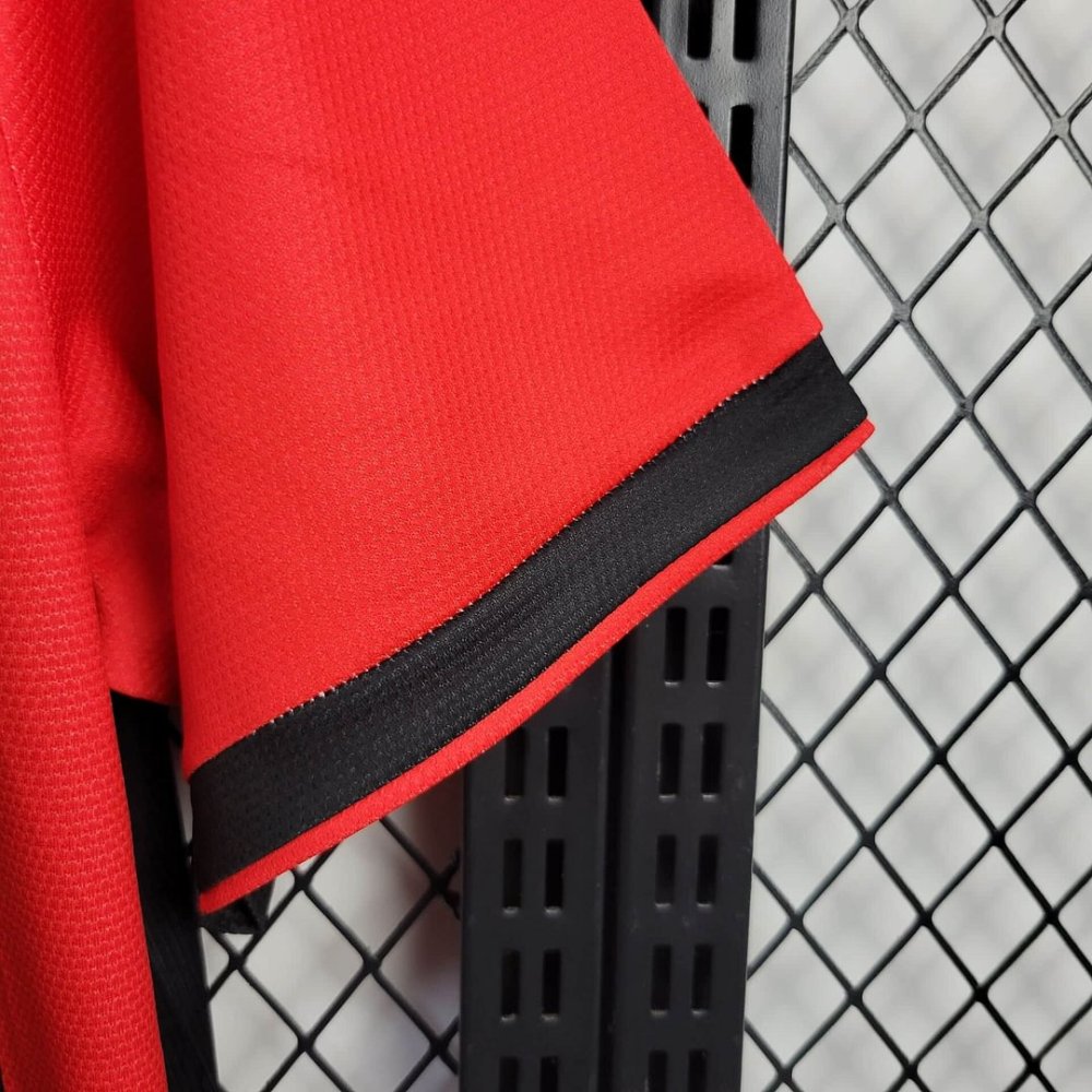 2024/2025 Vitória Home Football Shirt