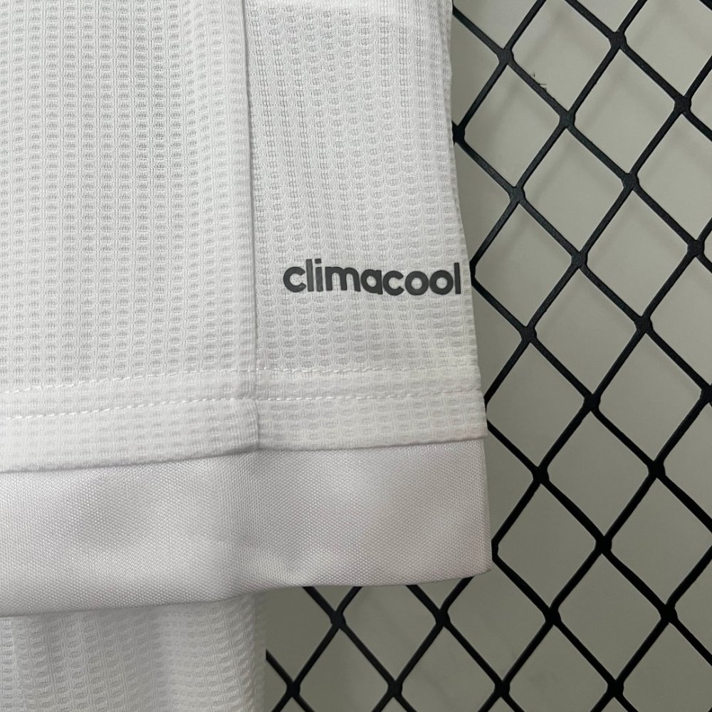 1:1 copy top quality 2015/2016 Retro Real Madrid Home Football Shirt Kids Size