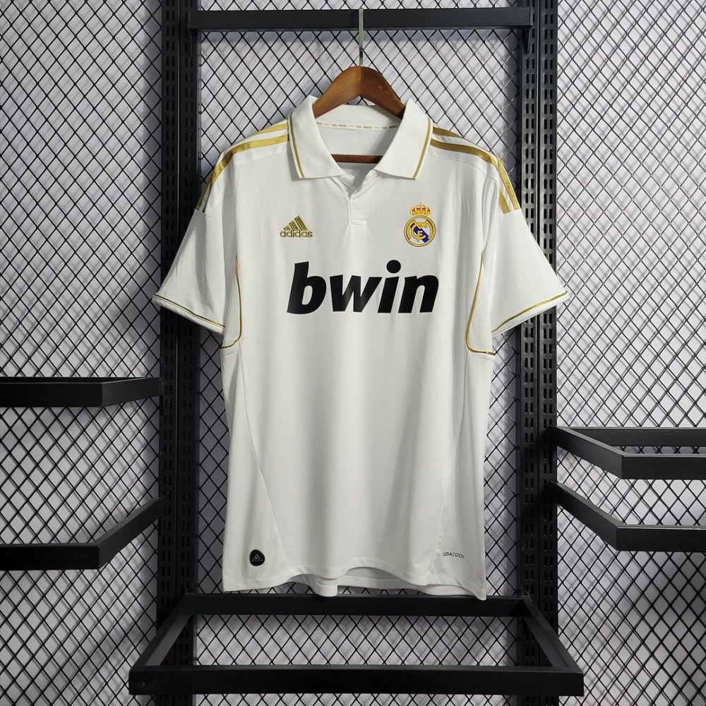 1:1 copy top quality 2011/2012 Retro Real Madrid Home Football Shirt