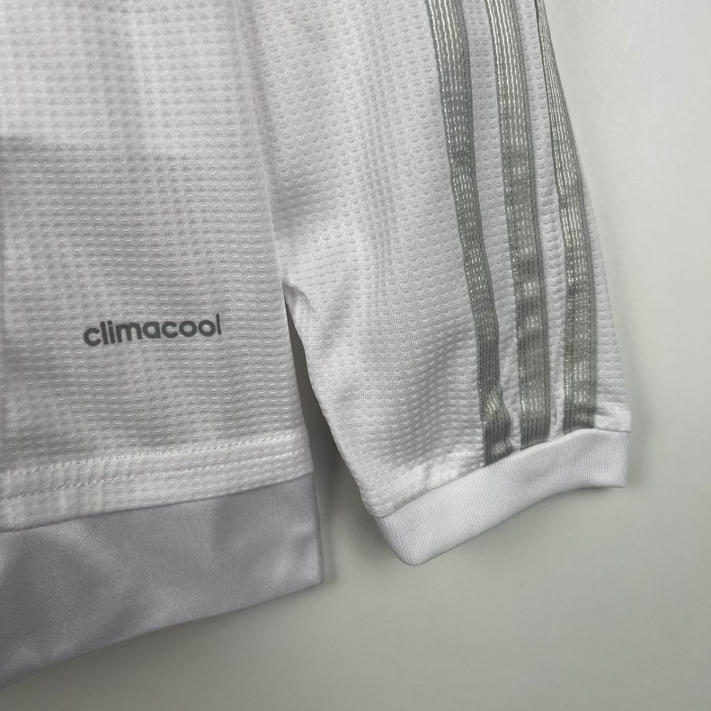 1:1 copy top quality 2015/2016 Retro Long Sleeve Real Madrid Home Football Shirt