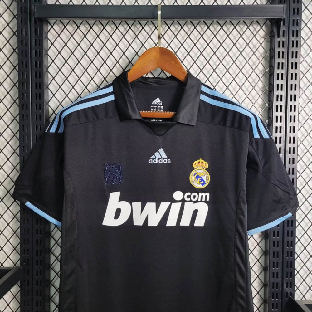 1:1 copy top quality 2009/2010 Retro Real Madrid Away Football Shirt
