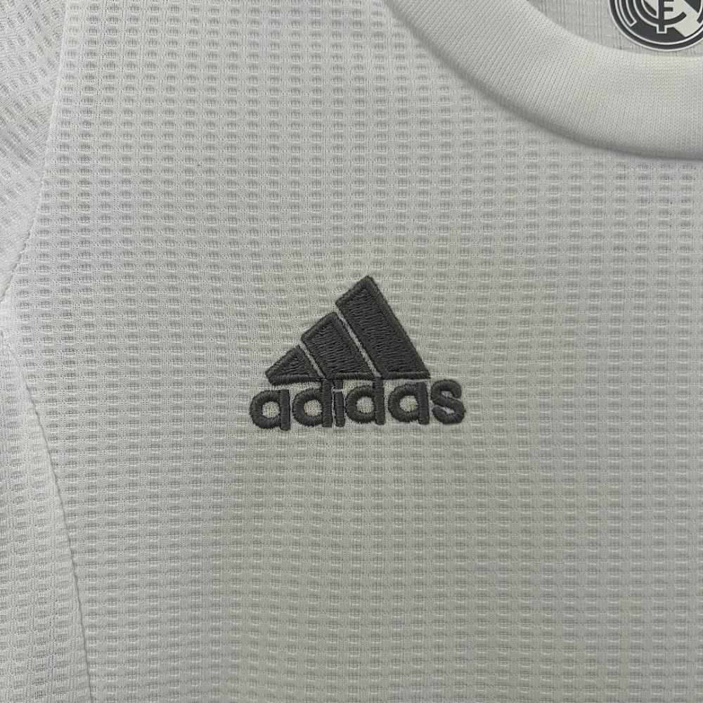 1:1 copy top quality 2015/2016 Retro Real Madrid Home Football Shirt Kids Size