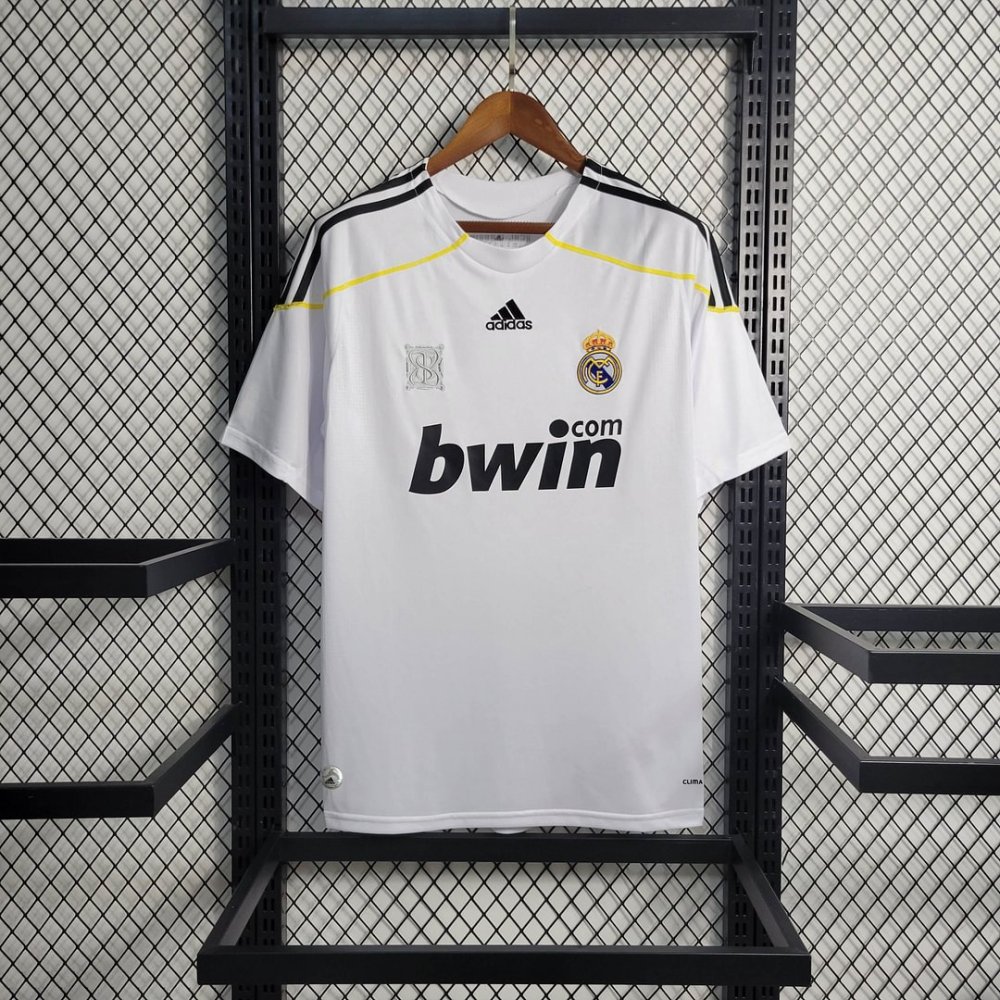 1:1 copy top quality 2009/2010 Retro Real Madrid Home Football Shirt