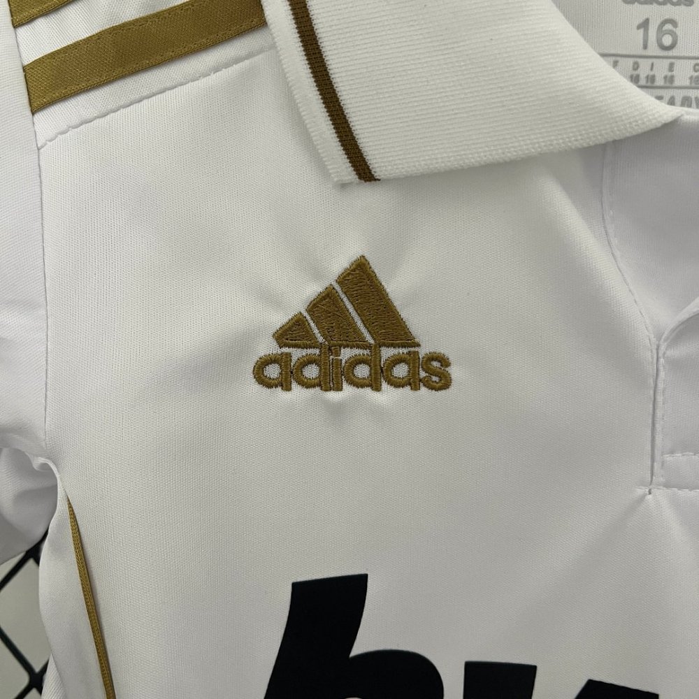 1:1 copy top quality 2011/2012 Retro Real Madrid Home Football Shirt Kids Size