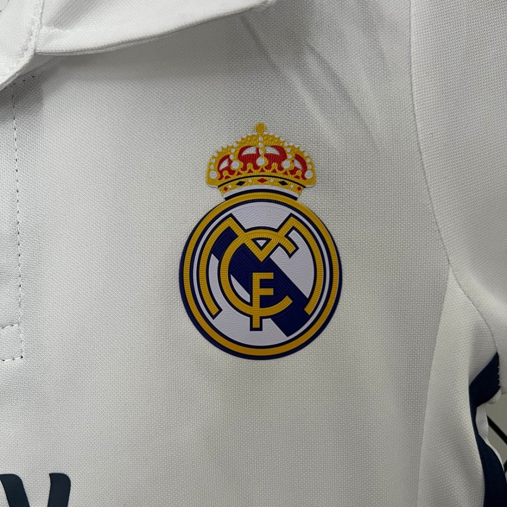 1:1 copy top quality 2016/2017 Retro Real Madrid Home Football Shirt Kids Size