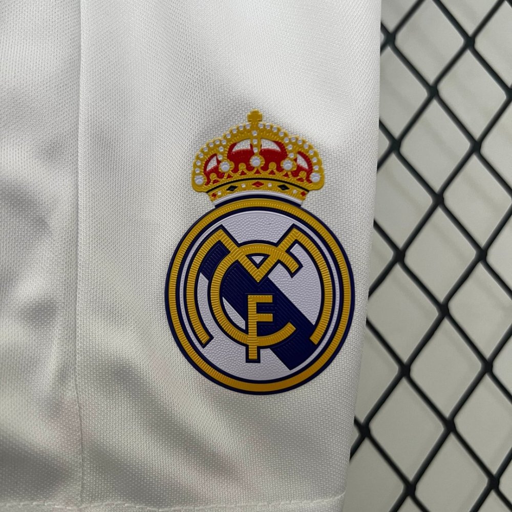 1:1 copy top quality 2016/2017 Retro Real Madrid Home Football Shirt Kids Size