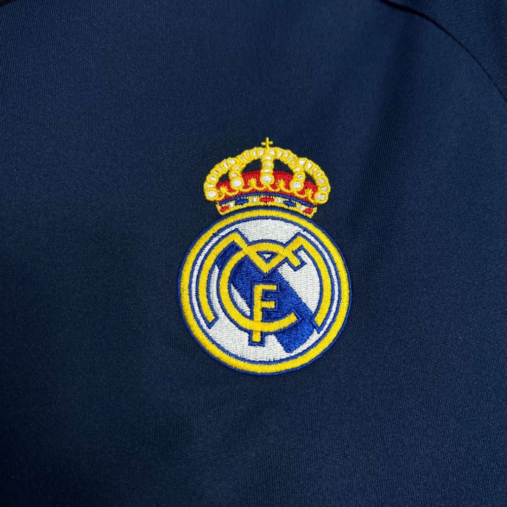 2005/2006 Retro Real Madrid Away Football Shirt