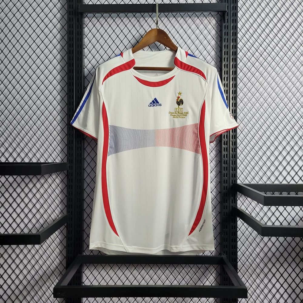 1:1 copy top quality 2006 Retro France Away Football Shirt