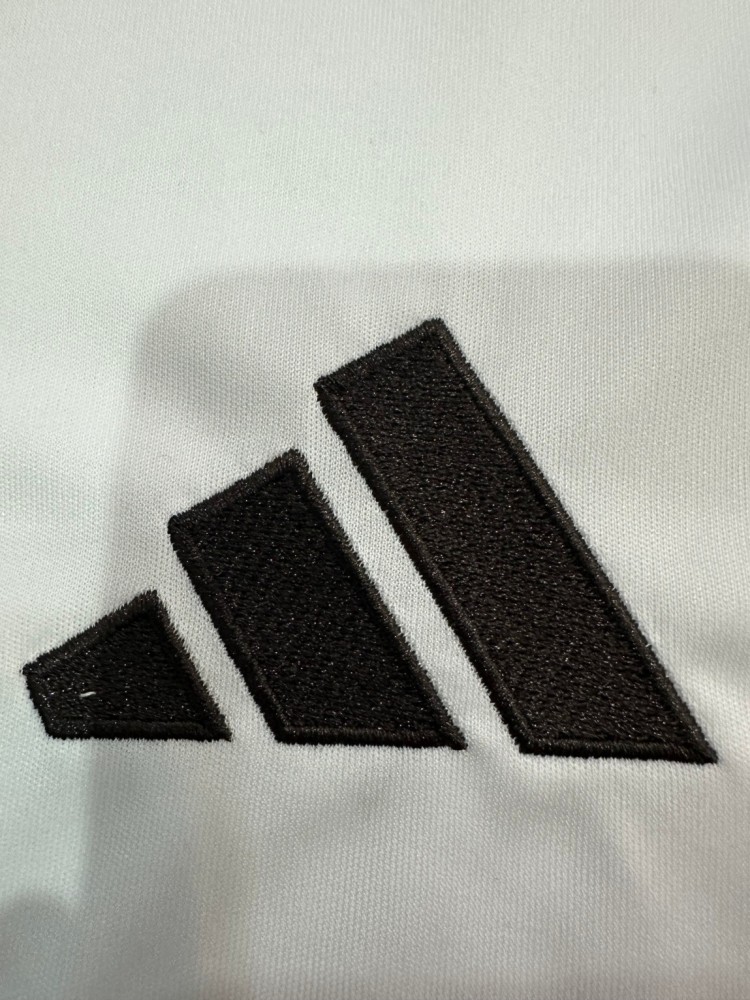 2025/2026 Real Madrid Home Football Jersey（ Fans Edition ）