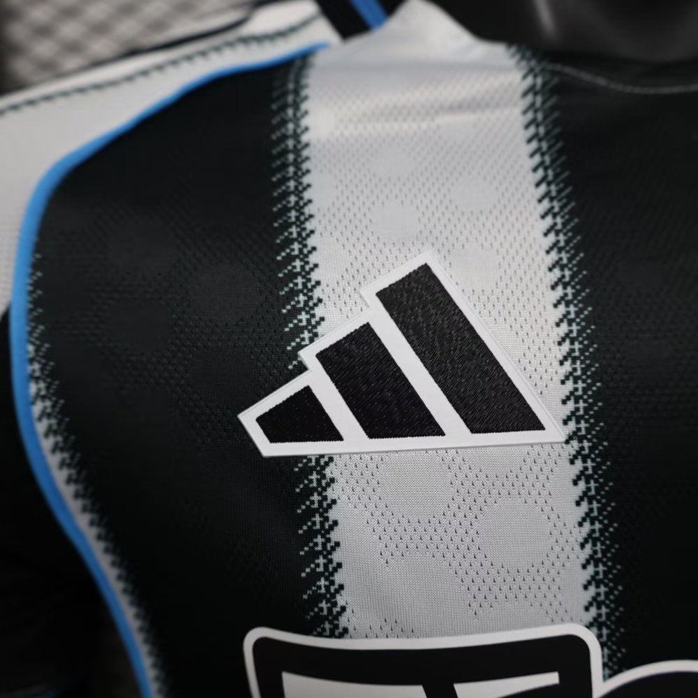 2025/2026 Newcastle United Home Football Shirt（ Player Version）