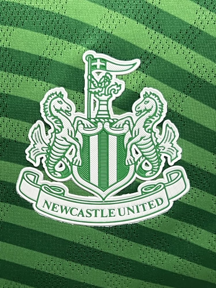 2025/2026 Newcastle United Away Football Shirt（ Player Version）