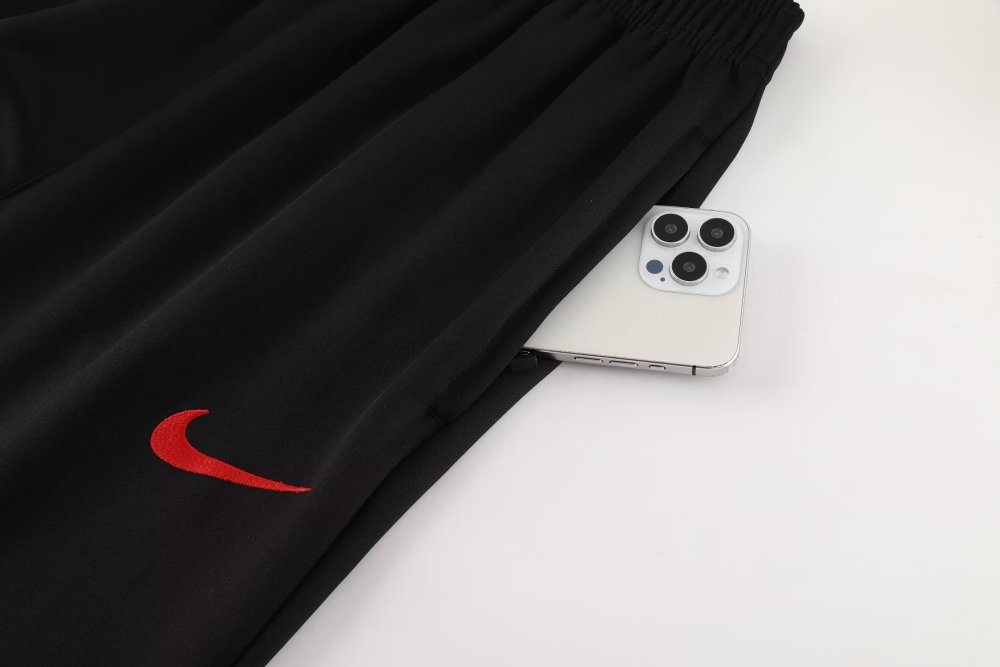 2024/2025 Liverpool (red/black)Full zipper Training Suit