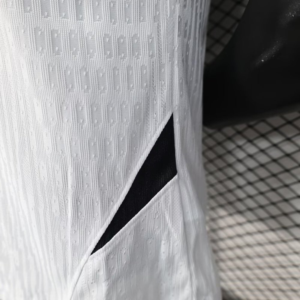2025/2026 Paris Saint-Germain White Special Jersey (Player Version)