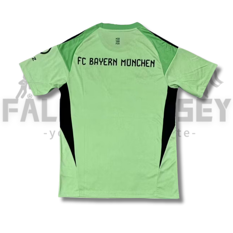 2025/2026 Bayern Munchen Goalkeeper Jersey（Fans version）