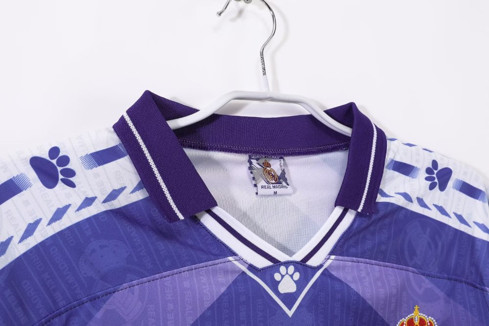 1996/1997 Real Madrid Away Football Shirt ( Retro )