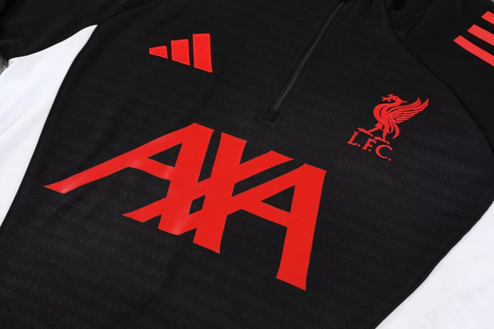 2025/2026 Liverpool Black Half-Pull Training Suit