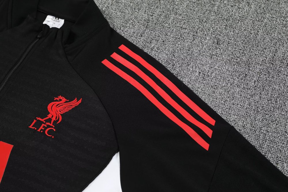 2025/2026 Liverpool Black Half-Pull Training Suit