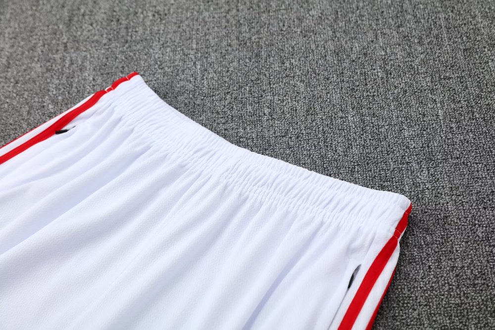 2025/2026 Bayern Munich White training suit set