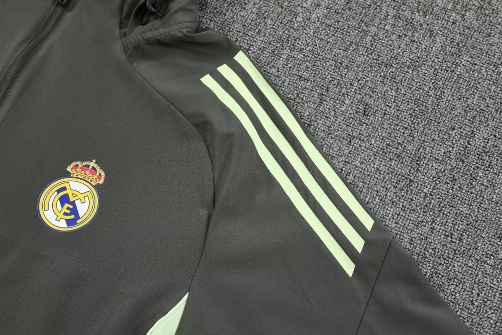 2025/2026 Real Madrid Gray Hooded jacket training