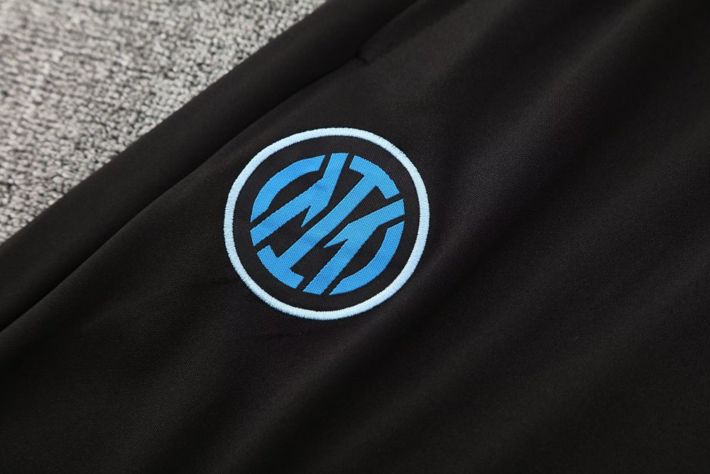 2025/2026 Inter Milan Half-zip training suit set