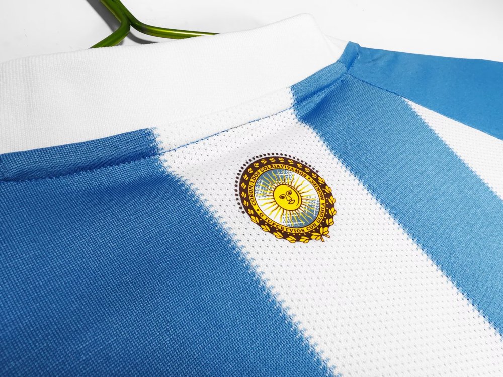 2010  Argentina Home Football Shirt ( Retro )