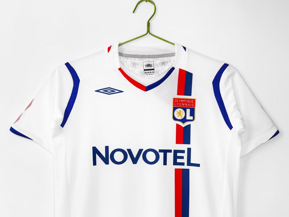 2008/2009 Lyonnais Home Football Shirt（Retro）