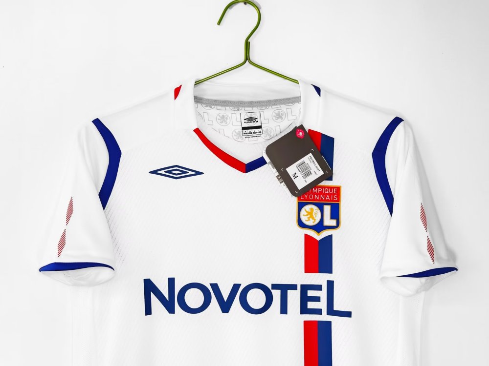 2008/2009 Lyonnais Home Football Shirt（Retro）