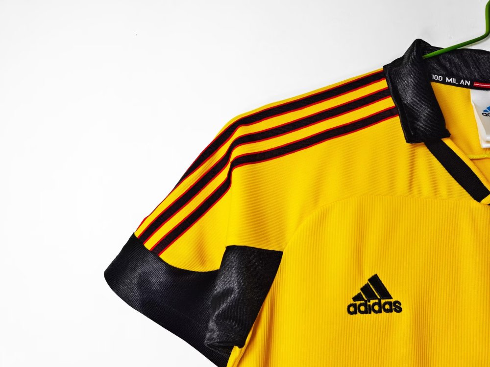 1999/2000 AC Milan Away Football Shirt( Retro )