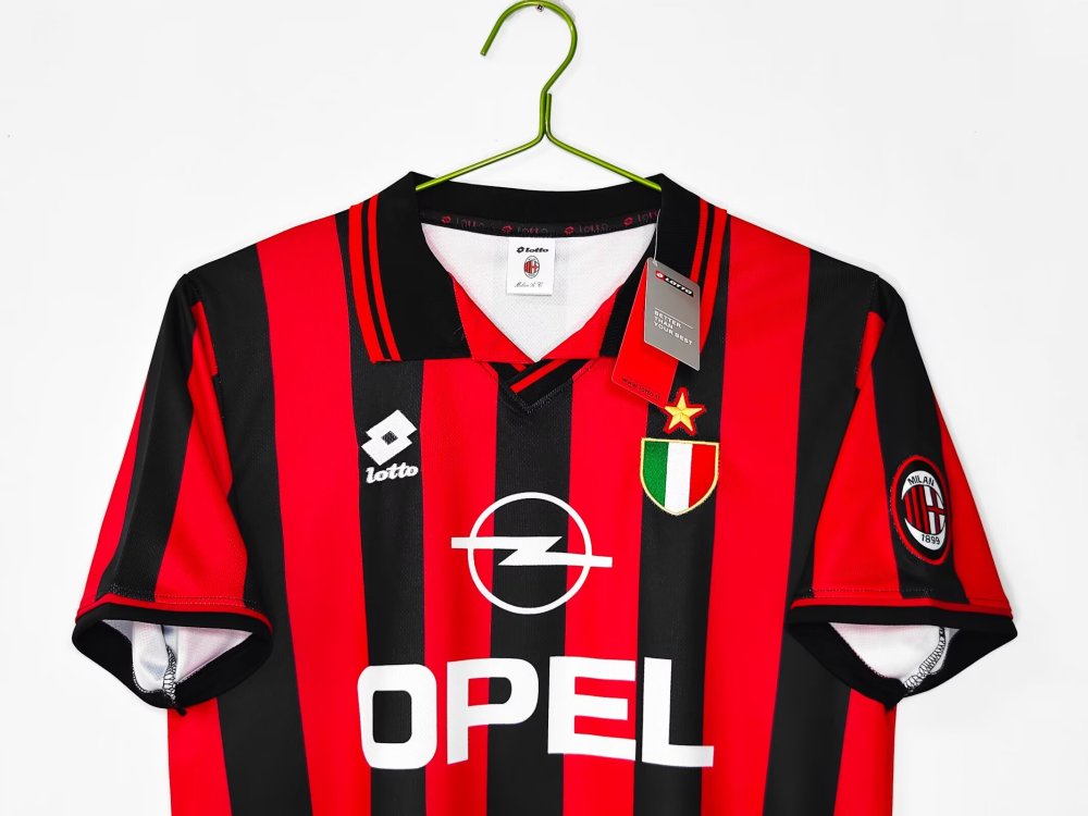 1996/1997  AC Milan Home Football Shirt ( Retro )