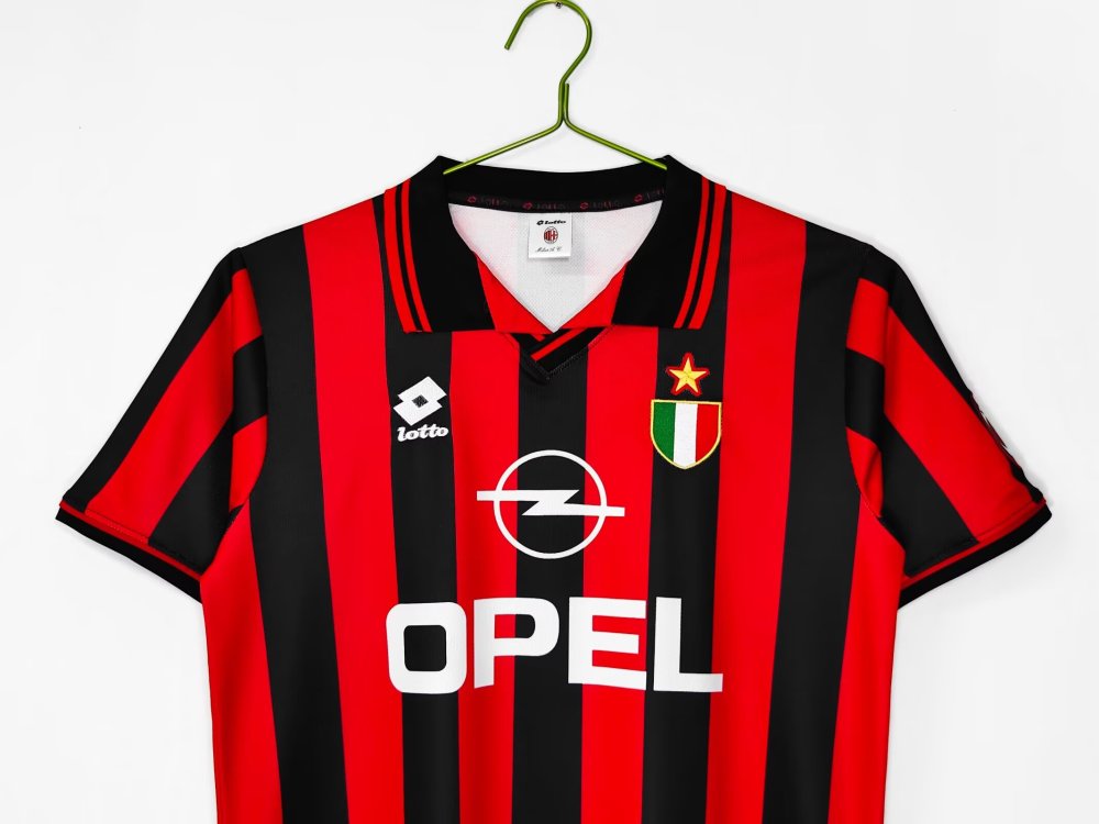 1996/1997  AC Milan Home Football Shirt ( Retro )