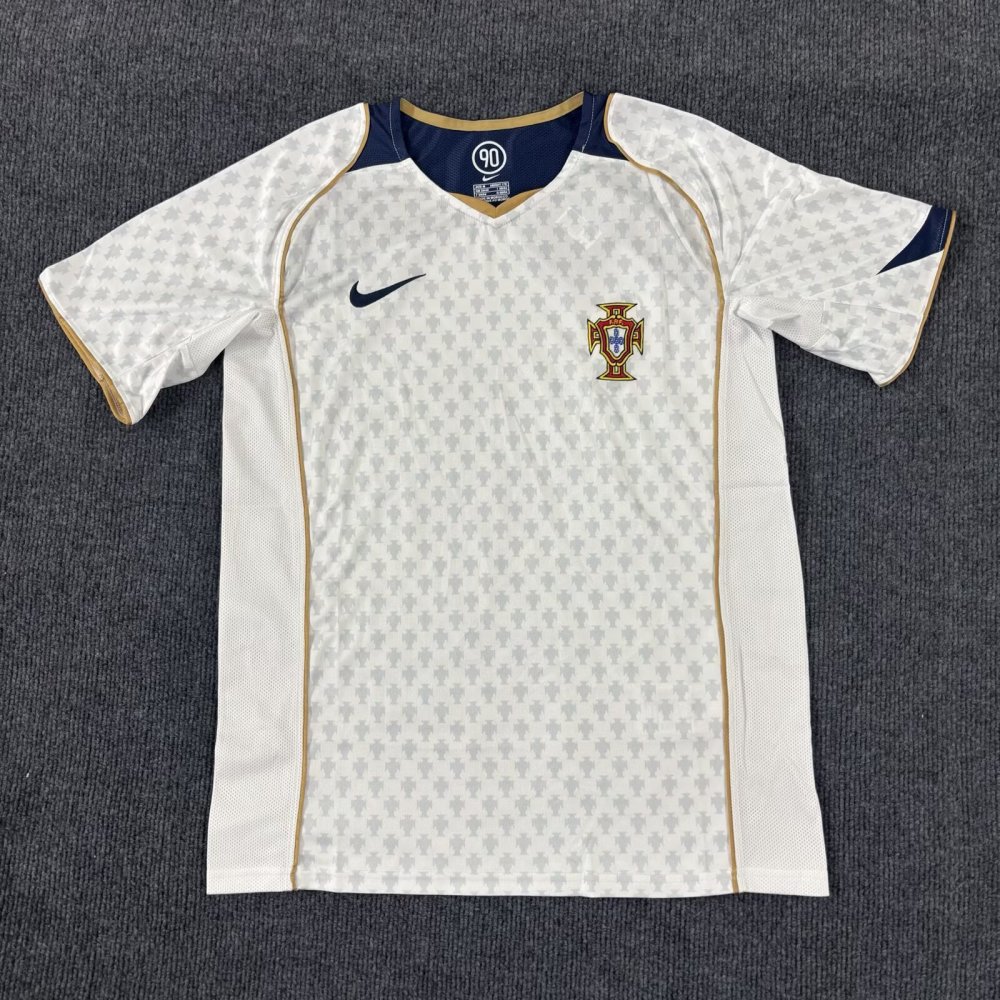 2004  Portugal  Away Jersey   (Retro)