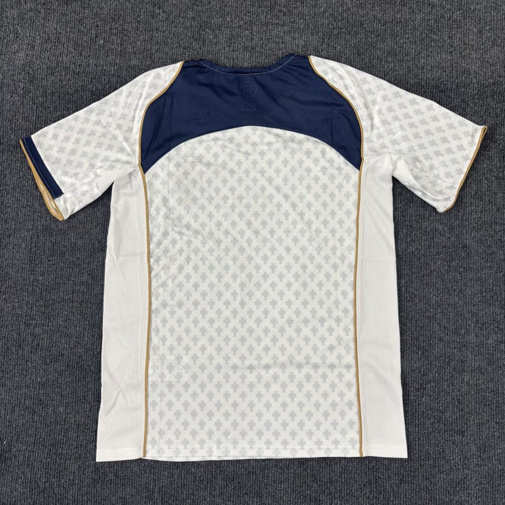 2004  Portugal  Away Jersey   (Retro)