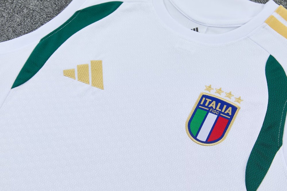 2024/2025 Italy White Sleeveless training suit set