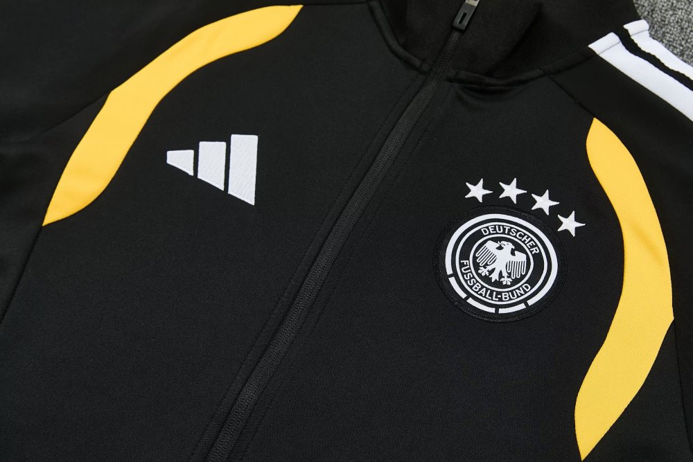 2026/2027 Germany Full zip training set