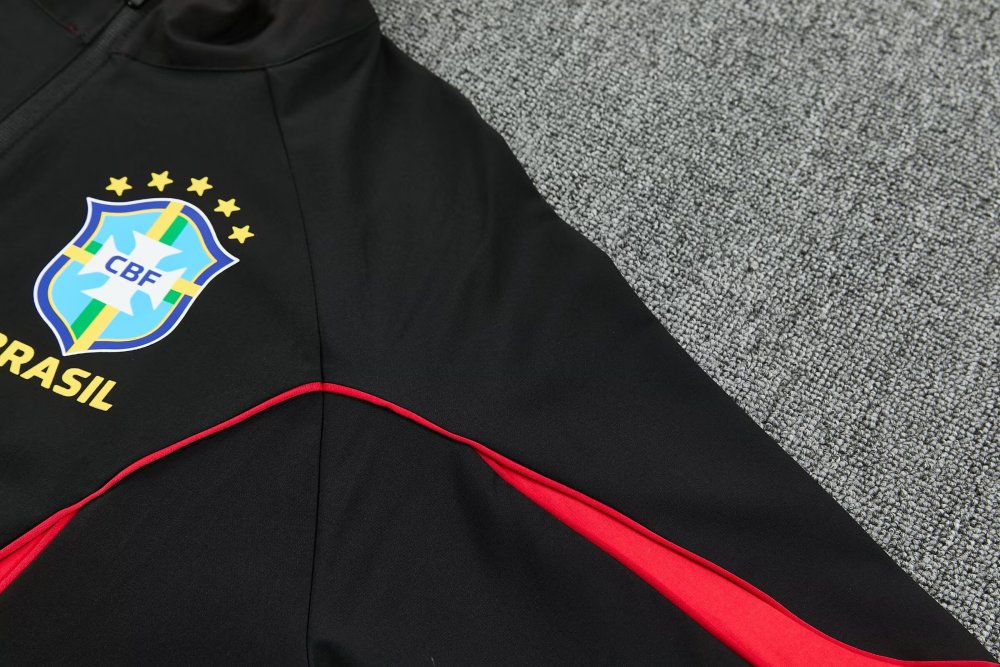 2025/2026 Brazil Full zip training set