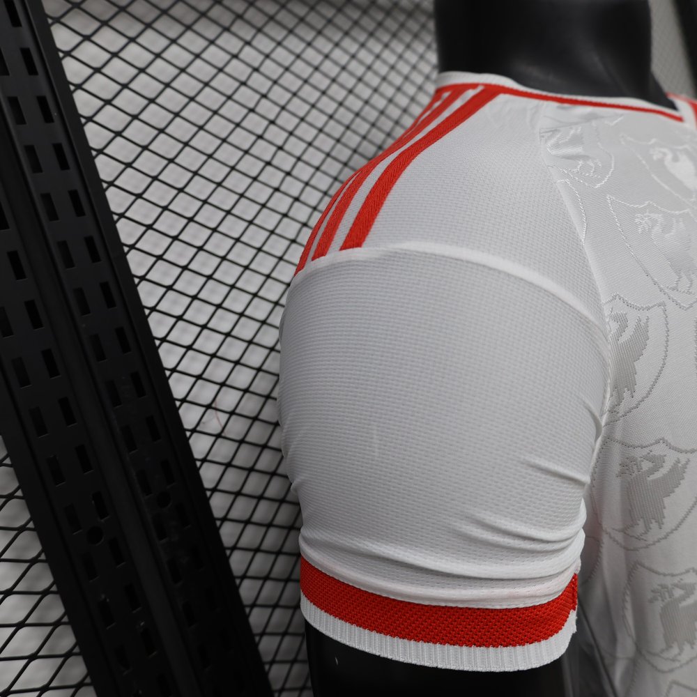 2026/2027 Liverpool White Special Edition Jersey（Player version）