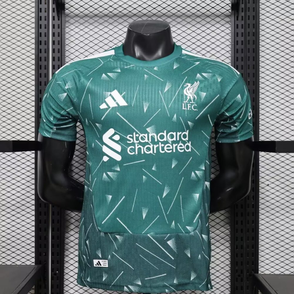 2026/2027 New Liverpool Green Goalkeeper Jersey (Player Edition)