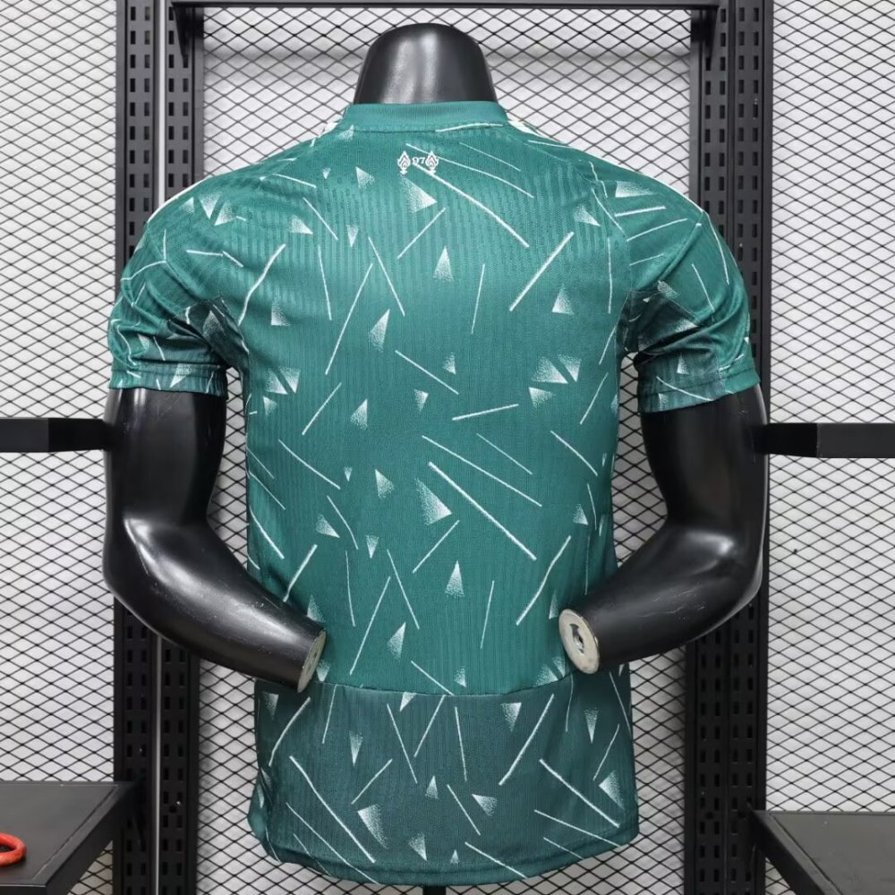 2026/2027 New Liverpool Green Goalkeeper Jersey (Player Edition)