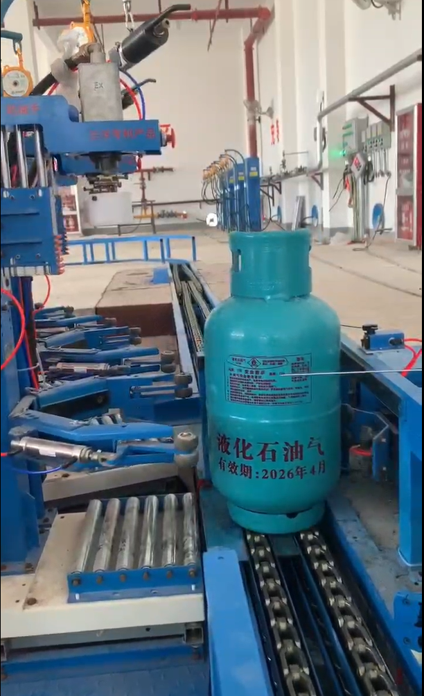 Automatic Rotary LPG Cylinder Filling Machine /  Automatic LPG Cylinder Carousel Filling Machine