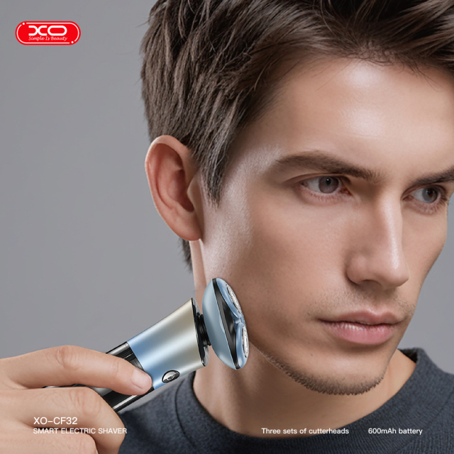 CF32 Multi-function shaver