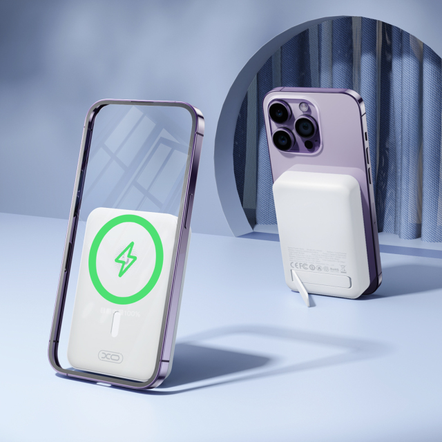 PR231 magnetic 15W wireless power bank