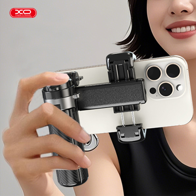 SS29 Collet Model 4-in-1 Multifunction Mini Bluetooth Selfie Stick/Desktop Selfie Holder/Photo Booster/Mobile Phone Holder