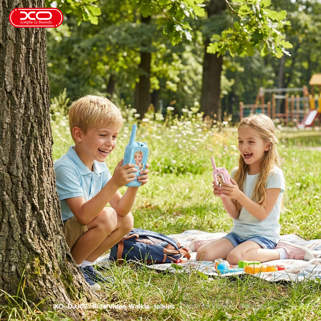 DJJ02 Kids Video Walkie-Talkie Set (2-Pack in Blue/Pink)