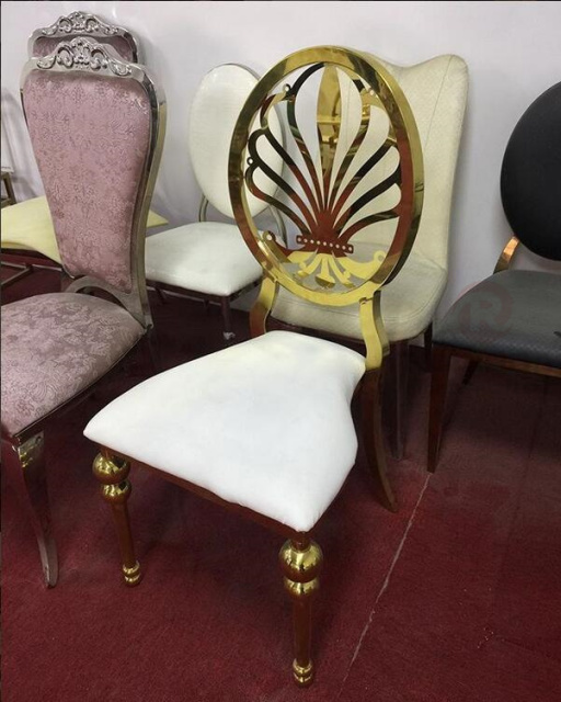 Golden Wheel loft made of gold leather loft steel frame and king and queen chair wedding