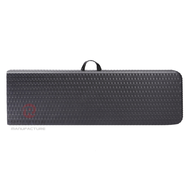 Modern and simple plastic eco-friendly HDPE folding table