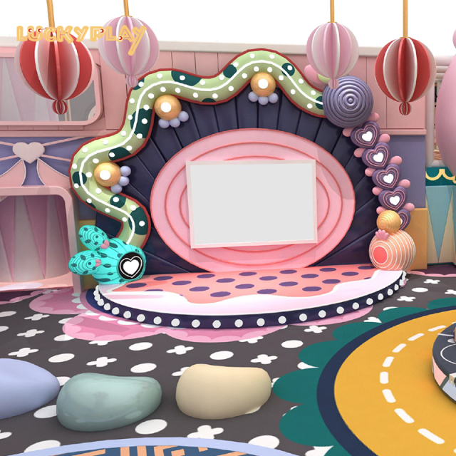 Commercial equipment for children's indoor playground made in China