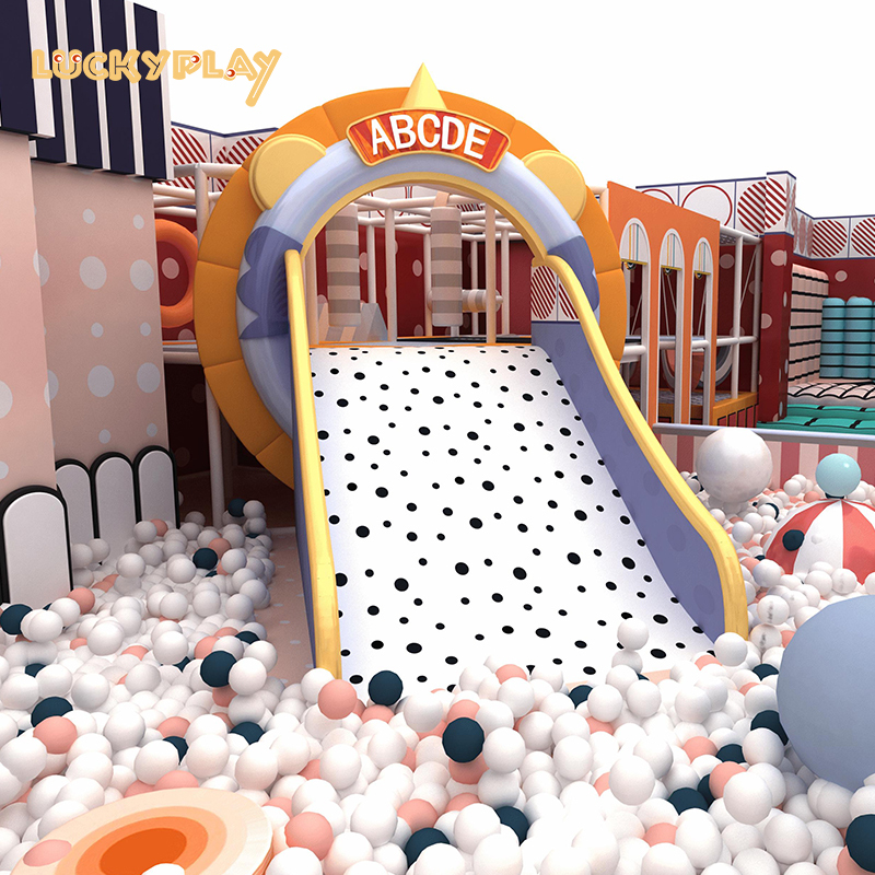 Large slide ball pool soft play indoor playground equipment