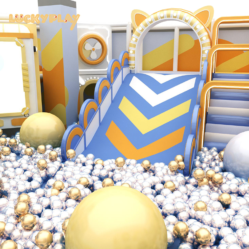 Kids indoor playground equipment with ball pool