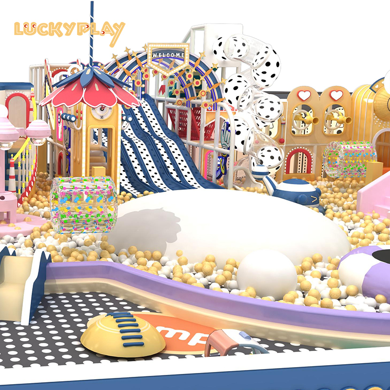 Large luxury commercial children's indoor playground equipment