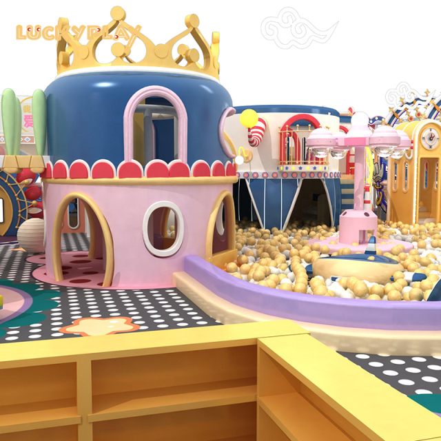 Large Luxury Commercial Children's Indoor Playground Equipment for